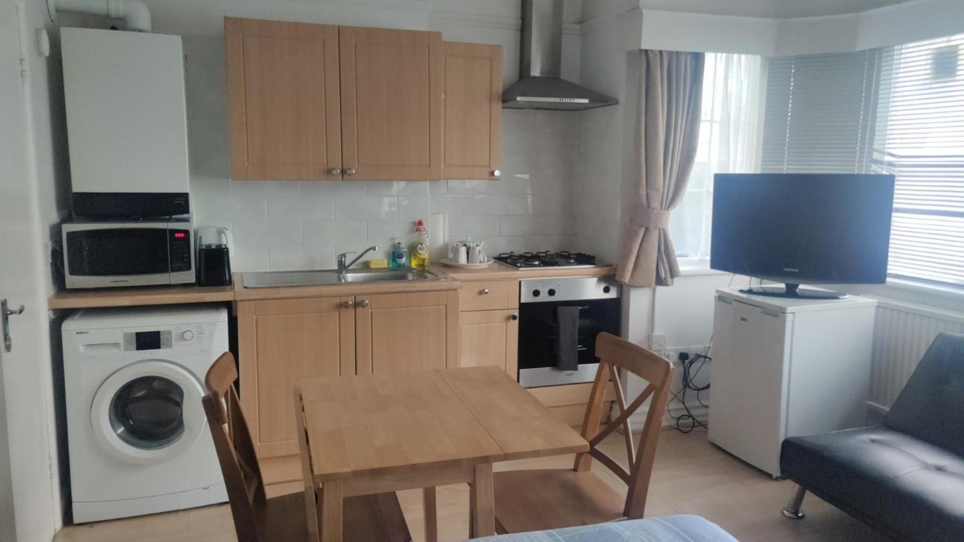 Studio On Golders Green Road Apartment ลอนดอน ภายนอก รูปภาพ